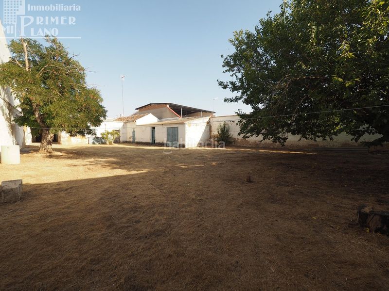 Foto 7890a147-7a1c-4947-85f3-d0a08e59beb4. Casa amb aparcament a Tomelloso