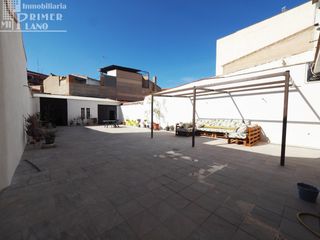 Casa en Tomelloso. Amplia casa en el corazón de tomelloso  290,000
