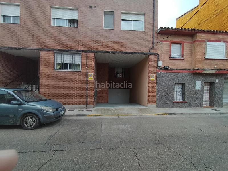 Foto 8754d9a9-2747-42d5-b9bb-6c42af3a724a. Autoparkplatz in Miralbueno Zaragoza