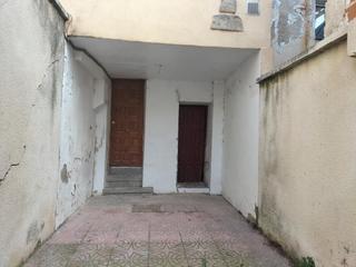 Pis a Puerta Soria. Piso en calatayud en calle barranco de soria para reformar, dos