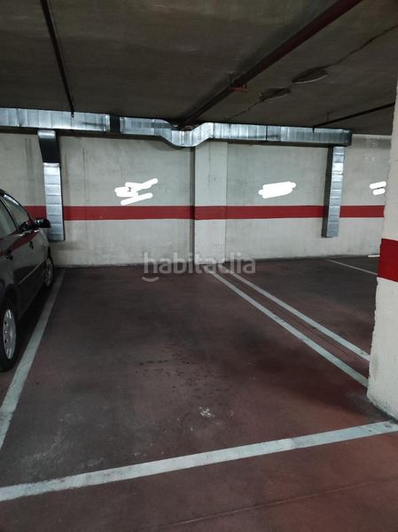 Foto 2277e6c8-351f-420c-b162-9e9d6cdb1db2. Parking coche amplio garaje en venta en la calle terranova en Zaragoza