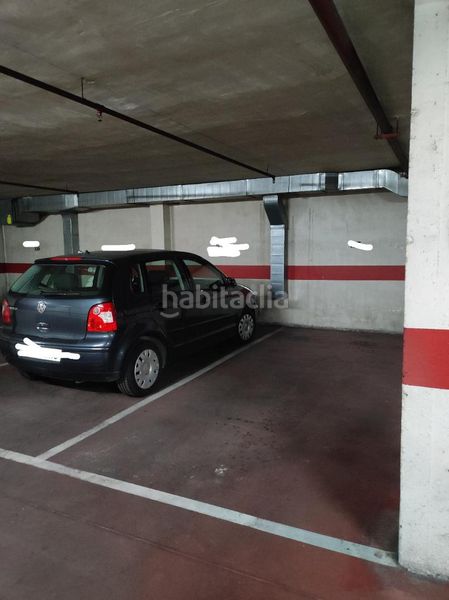 Foto 8df5f8a8-ce96-4ff3-baf5-84577985d11d. Parking coche amplio garaje en venta en la calle terranova en Zaragoza