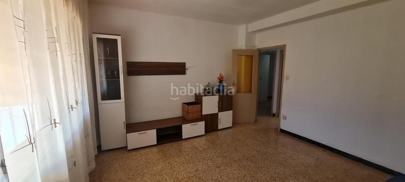 Foto edc00da9-ad03-4f25-9dde-2fa1e81f00ac. Piso se vende piso en via universitas, en una ubicación excelente junto al parque delicias, centro cívico delicias, rodeado de todo tip en Zaragoza