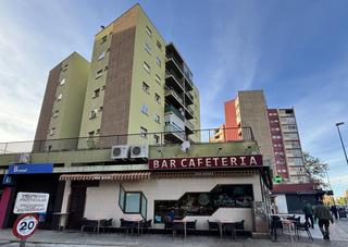 Appartement en Romareda. Se vende piso en via universitas, en una ubicacin excelente jun