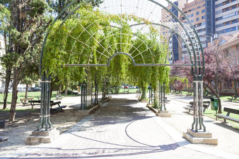 Foto 440c85f7-6a2e-4c4c-8a9e-221f7fee1dd4. Attique dans La Bozada - Parque Delicias Zaragoza