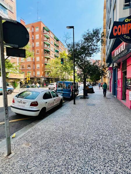 Foto 4433b23b-ef59-4531-a97d-3c0622d136cb. Alquiler local comercial traspaso de licencia de actividad y contenido con un alquiler atractivo.local totalmente acondicionado. actualmente escuela de yo en Zaragoza