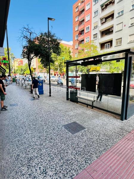 Foto b1707841-8366-41ad-82a9-d94b983c18cc. Alquiler local comercial traspaso de licencia de actividad y contenido con un alquiler atractivo.local totalmente acondicionado. actualmente escuela de yo en Zaragoza