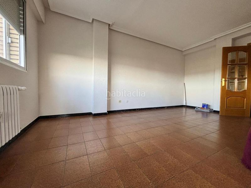 Foto ffa873c4-4c3d-42e6-9e63-2617690ba750. Pis a Parque Palomar - Bombarda Zaragoza