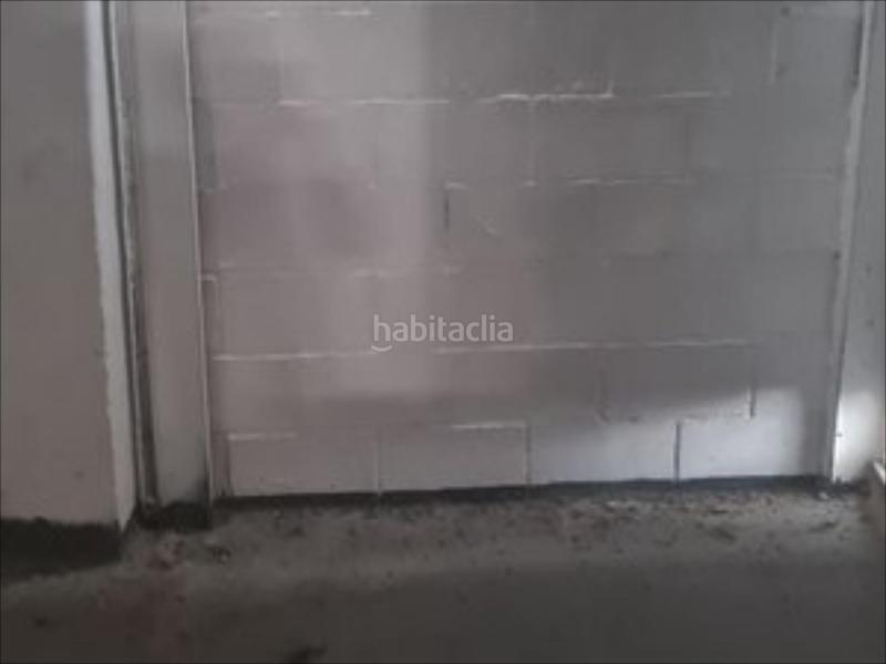 Foto 5c51f452-1473-4900-9b7a-e5d346a44632. Fabrikhalle in Cuarte de Huerva