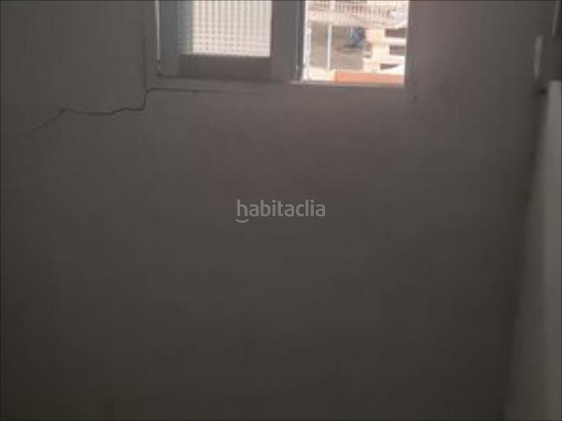 Foto dfa0691a-8ba5-4d9d-8e30-1ec9421c3f45. Fabrikhalle in Cuarte de Huerva