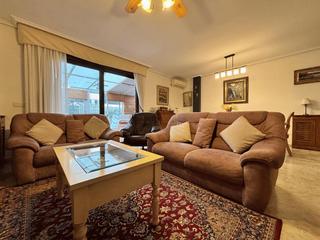 Maison jumelée à Garrapinillos. Descubre esta magnífica casa adosada en garrapinillos, un hogar