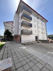 Flat en Sabi��nigo Centro - Aur�n. Vivienda vpa distribuido en amplio sal�n, dos dormitorios, cocin