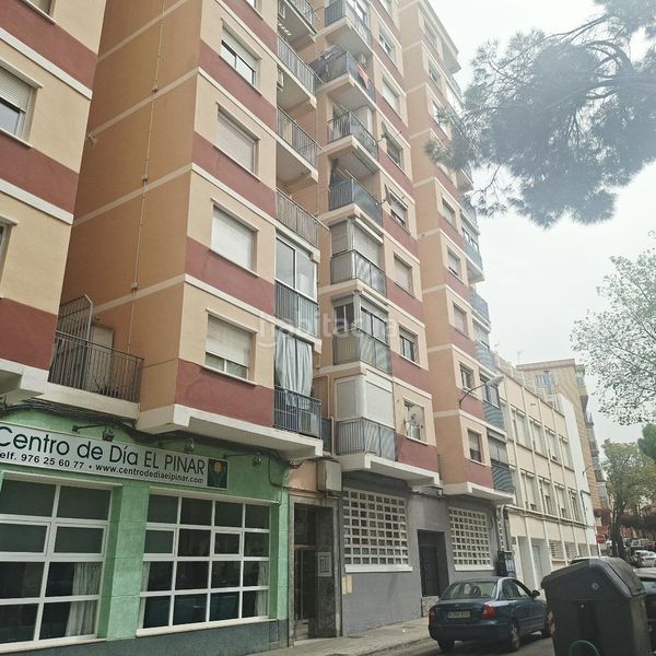 Foto 63aa52bc-c863-4594-933d-b2379eae67e7. Pis a Pinares de Venecia Zaragoza