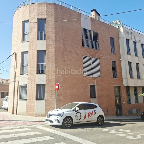 Foto e89a8106-8d51-4067-b383-8c23e00a357e. Pis a Miralbueno Zaragoza