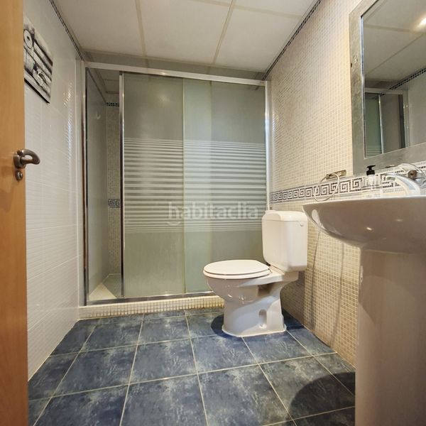Foto dc0409a1-8794-40a2-9ff9-6a88e5f334d1. Pis amb piscina a Miralbueno Zaragoza