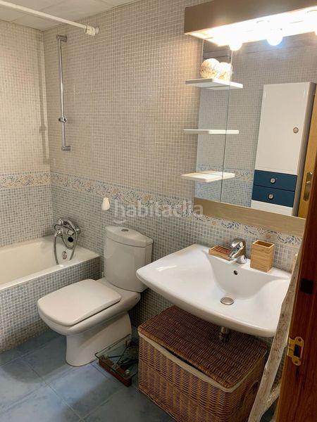 Foto 4a215f0a-b6cd-48e7-b676-de7ff485b0c7. Dúplex amb piscina a Miralbueno Zaragoza