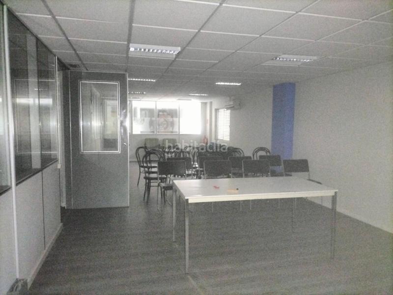 Foto 00cf6bdf-d541-499b-8274-c759ff7b9a50. Oficina a Alfonso Zaragoza