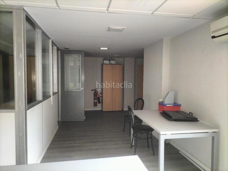 Foto cb9c442a-18b2-4d7c-8c3c-be85f84b94a7. Oficina a Alfonso Zaragoza