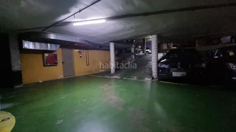 Foto ce12bfe7-52e5-45e5-b129-ea1635cd281f. Car parking in Putget - Farró Barcelona