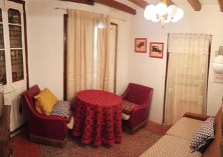 Casa  Real baja. Se vende casa con cochera en villarroya de la sierra