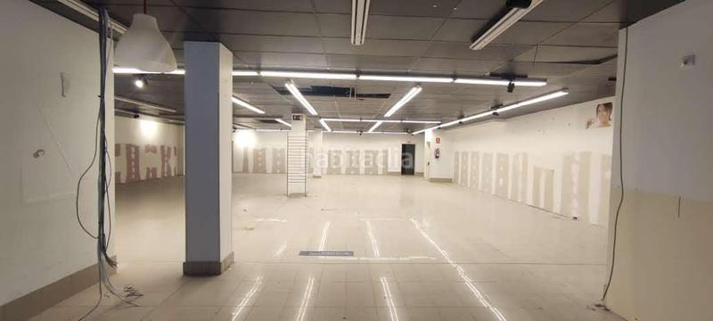 Foto f0e36471-a8df-417d-ba8c-c5aa999b7f5d. Alquiler local comercial en Grancasa Zaragoza