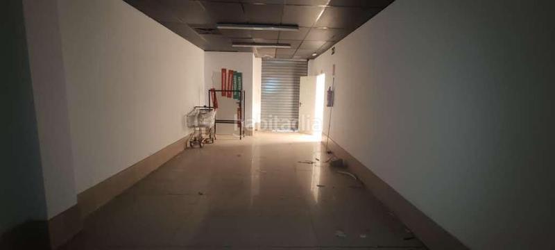Foto 37eb1f14-65b4-4ba1-89fb-0c34ac7536db. Lloguer local comercial a Grancasa Zaragoza
