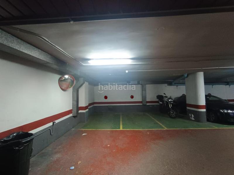 Foto 0bc57118-9968-408e-a1b4-bea051ed5b95. Aparcament cotxe a La Granja Zaragoza