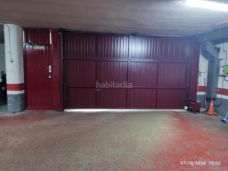 Foto 2ff8a082-362b-4d3b-993b-61bbd6217c6c. Aparcament cotxe a La Granja Zaragoza