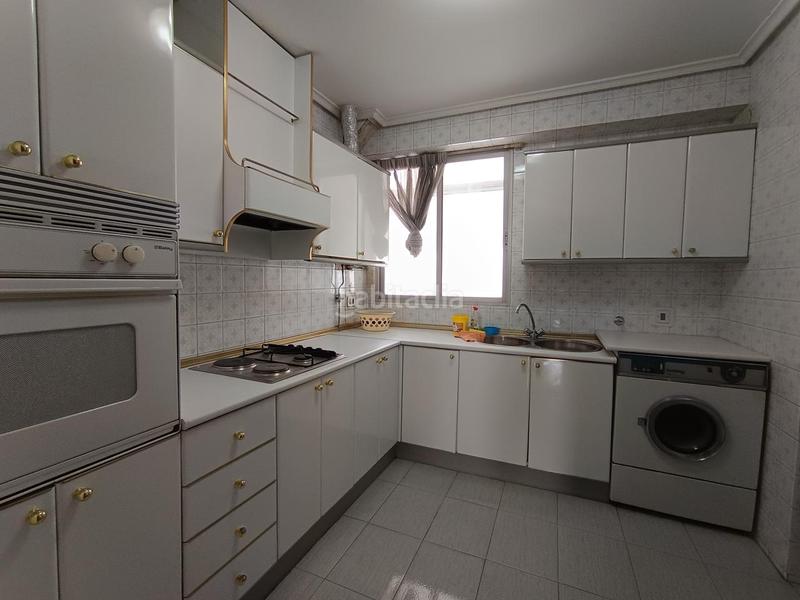 Foto 6bb8cfcb-58a5-4550-8315-005149735f9a. Rent flat with heating in Ruiseñores Zaragoza