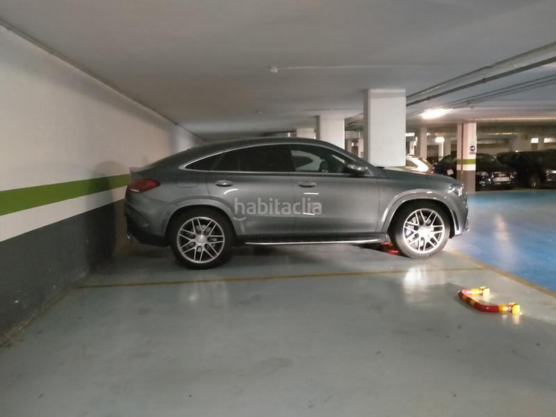 Foto fc6ef358-618f-4027-8779-6770f3cb9d17. Parking coche en Parque Palomar - Bombarda Zaragoza