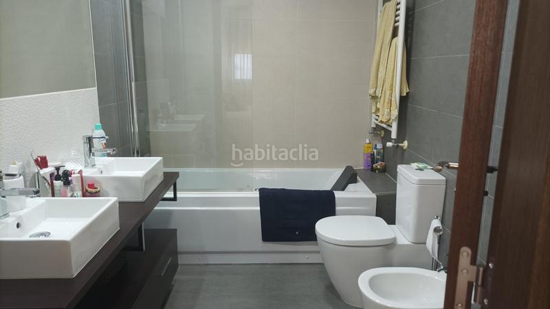 Foto 0f4040c4-2e62-41f5-9425-ec0434247cf6. Piso se vende piso con parking en edificio las cortes en Calatayud