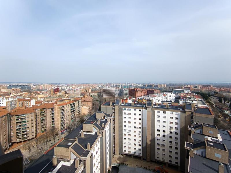 Foto 8adab2b8-a5b9-4176-82bf-111e1afb0f54. Appartamento con riscaldamento in La Magdalena Zaragoza