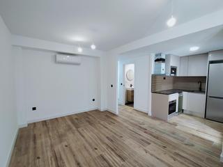 Miete Etagenwohnung  De manuel lorenzo pardo