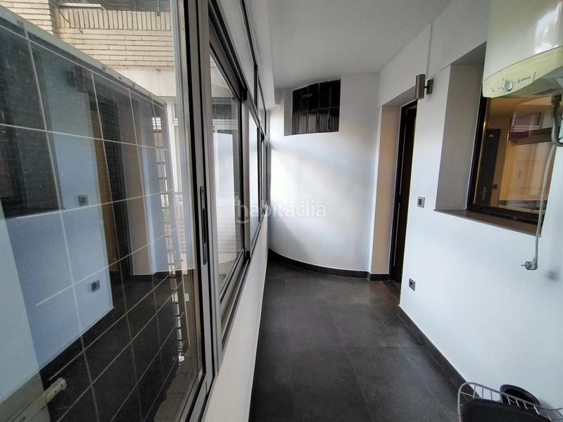 Foto b1e75eff-9f5d-49fd-b567-fe0b8cfc10aa. Location appartement avec chauffage parking dans Paseo Constitución - Las Damas Zaragoza