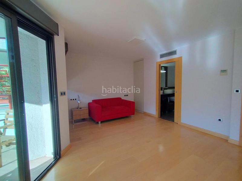 Foto 1934272c-b36e-41b0-aa8e-372052de28fe. Rent flat with heating parking in Paseo Constitución - Las Damas Zaragoza