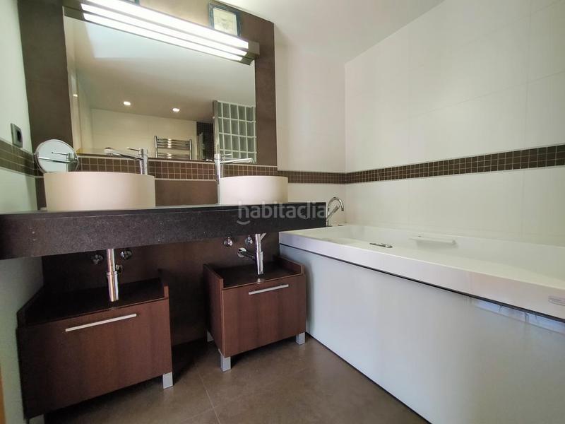 Foto c7ecdc75-07e0-41ef-8f53-dc15e2a19450. Rent flat with heating parking in Paseo Constitución - Las Damas Zaragoza