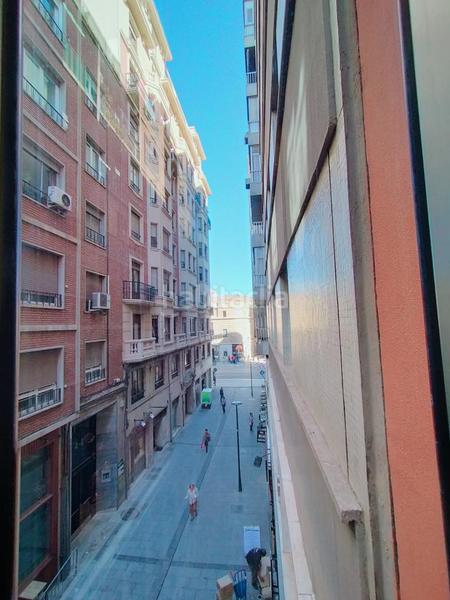 Foto 35c9bf92-7788-4665-a7bc-442354cc3730. Miete etagenwohnung mit heizung in Paseo Independencia Zaragoza