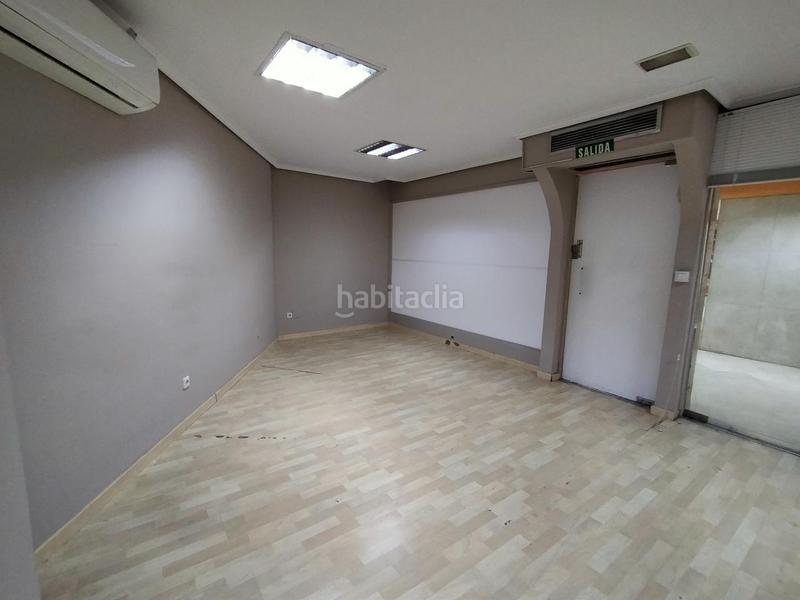 Foto 5a14939c-35ad-4aee-bc60-7114182b39ae. Alquiler local comercial en La Granja Zaragoza