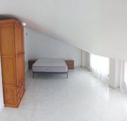 Lloguer Àtic  Calle luis guedea. Se alquila estudio tipo loft en calatayud
