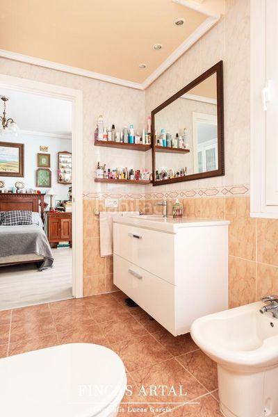 Foto 0918586f-d215-4da4-a82c-7ea466f45348. Casa amb calefacció aparcament piscina a Montecanal Zaragoza