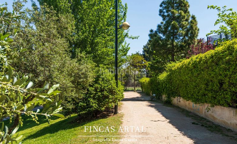 Foto 09451fba-aa7a-4796-9e3e-f80dc7b879de. Casa amb calefacció aparcament piscina a Montecanal Zaragoza