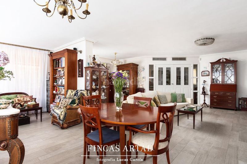 Foto 357793d7-43db-4365-b250-55bb6b6a47fa. Casa amb calefacció aparcament piscina a Montecanal Zaragoza