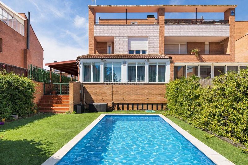 Foto 7345ab78-6af9-483a-9e83-d4239f4e4f7b. Casa amb calefacció aparcament piscina a Montecanal Zaragoza