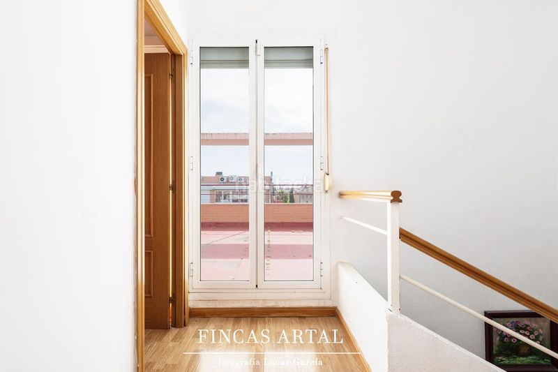 Foto 8a445b45-ce60-4928-ba62-fbf7e6fe4c1b. Casa amb calefacció aparcament piscina a Montecanal Zaragoza