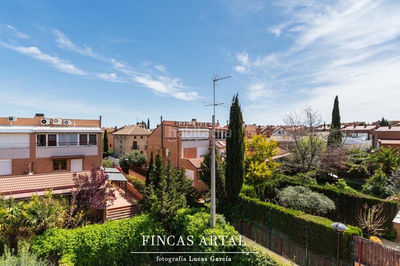 Foto ab950104-6f00-4257-89d6-0dc39ec849c1. Casa amb calefacció aparcament piscina a Montecanal Zaragoza