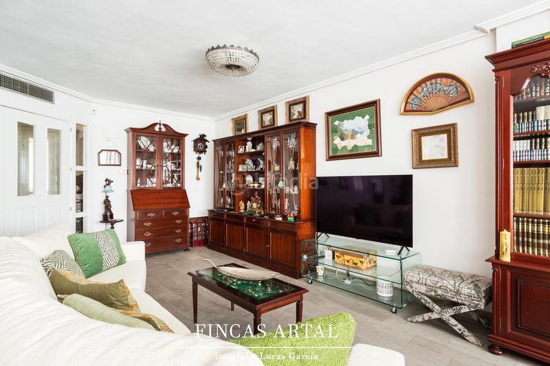 Foto d97e50ed-ca6d-4ee9-a468-ad580258994e. Casa amb calefacció aparcament piscina a Montecanal Zaragoza