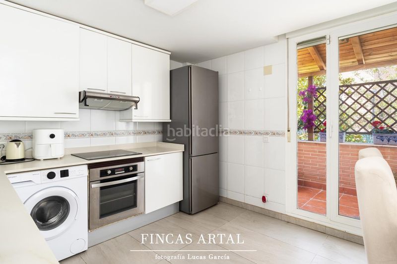 Foto f7821193-5c43-4d7e-b042-05d0e455d657. Casa amb calefacció aparcament piscina a Montecanal Zaragoza