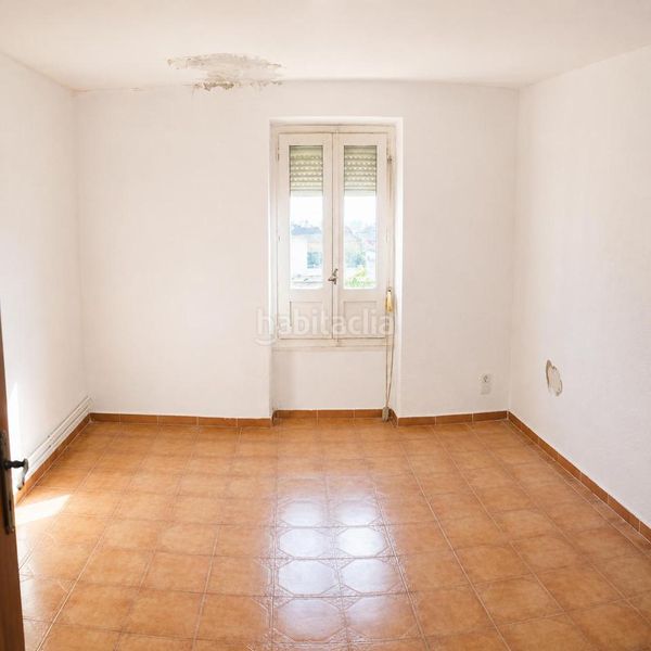 Foto a745f45a-f884-4e21-abfa-e140c527776a. Edificio oportunidad para inversores en Ateca
