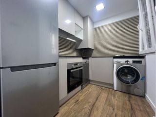 Appartement  Calle de amado nervo. Se vende exclusiva vivienda totalmente reformada en edificio reh