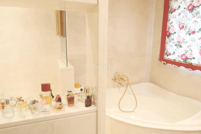 Foto cfe34b2a-b842-4df9-be35-12287c285676. Xalet amb calefacció aparcament piscina a Ruiseñores Zaragoza